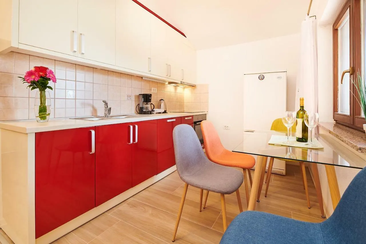 Sunset Holliday Apartment Funtana