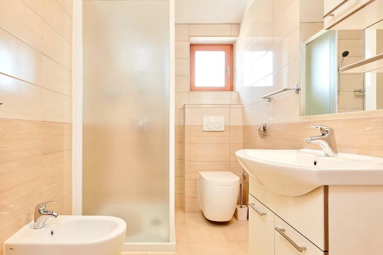 Sunset Holliday Apartment Funtana